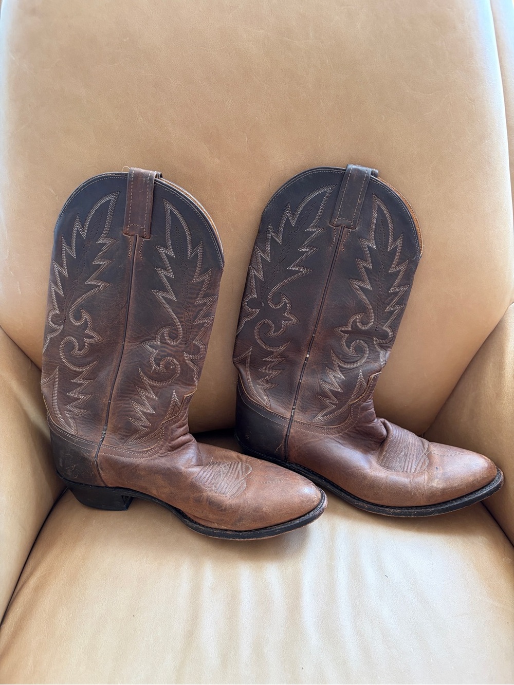 Dan Post Leather Western Cowboy Boots with Embroidered Shaft 8.5